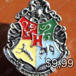 Broche Libros Harry Potter Ecuador Comprar Venden, Bonita Apariencia, practica, Hermoso material bronce Color plateado Estado nuevo