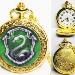 Reloj Libros Harry Potter Ecuador Comprar Venden, Bonita Apariencia, practica, Hermoso material bronce Color dorado Estado nuevo