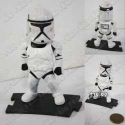 Figura Película Star Wars StormTrooper Ecuador Comprar Venden, Bonita Apariencia ideal para los fans, practica, Hermoso material plástico Color blanco Estado nuevo