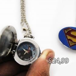 Reloj de collar Cómics Superman Ecuador Comprar Venden, Bonita Apariencia perfecto para fans de la serie, practica, Hermoso material de acero inoxidable Color azul Estado nuevo