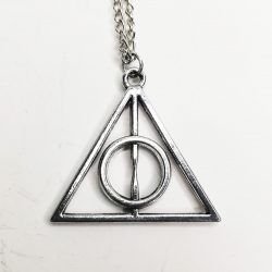 collar harry potter libros bisuteria reliquia de la Muerte harri poter lectores tienda friki